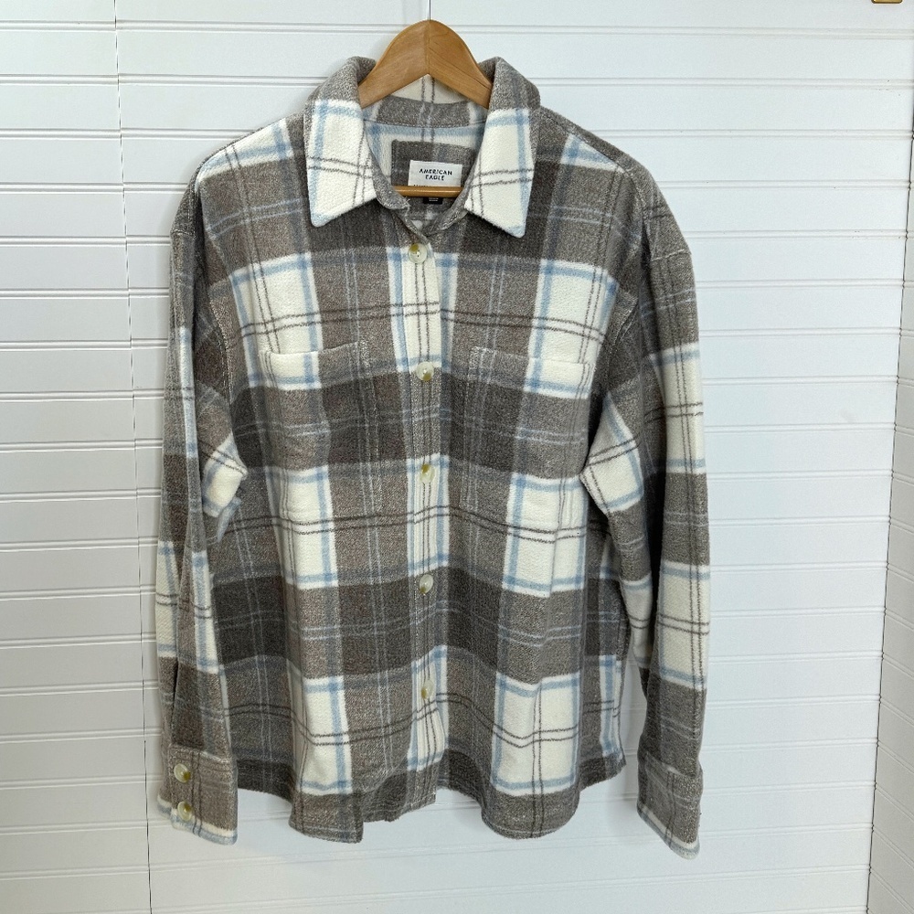 NEW American Eagle Outfitters Button Up Flannel Large
